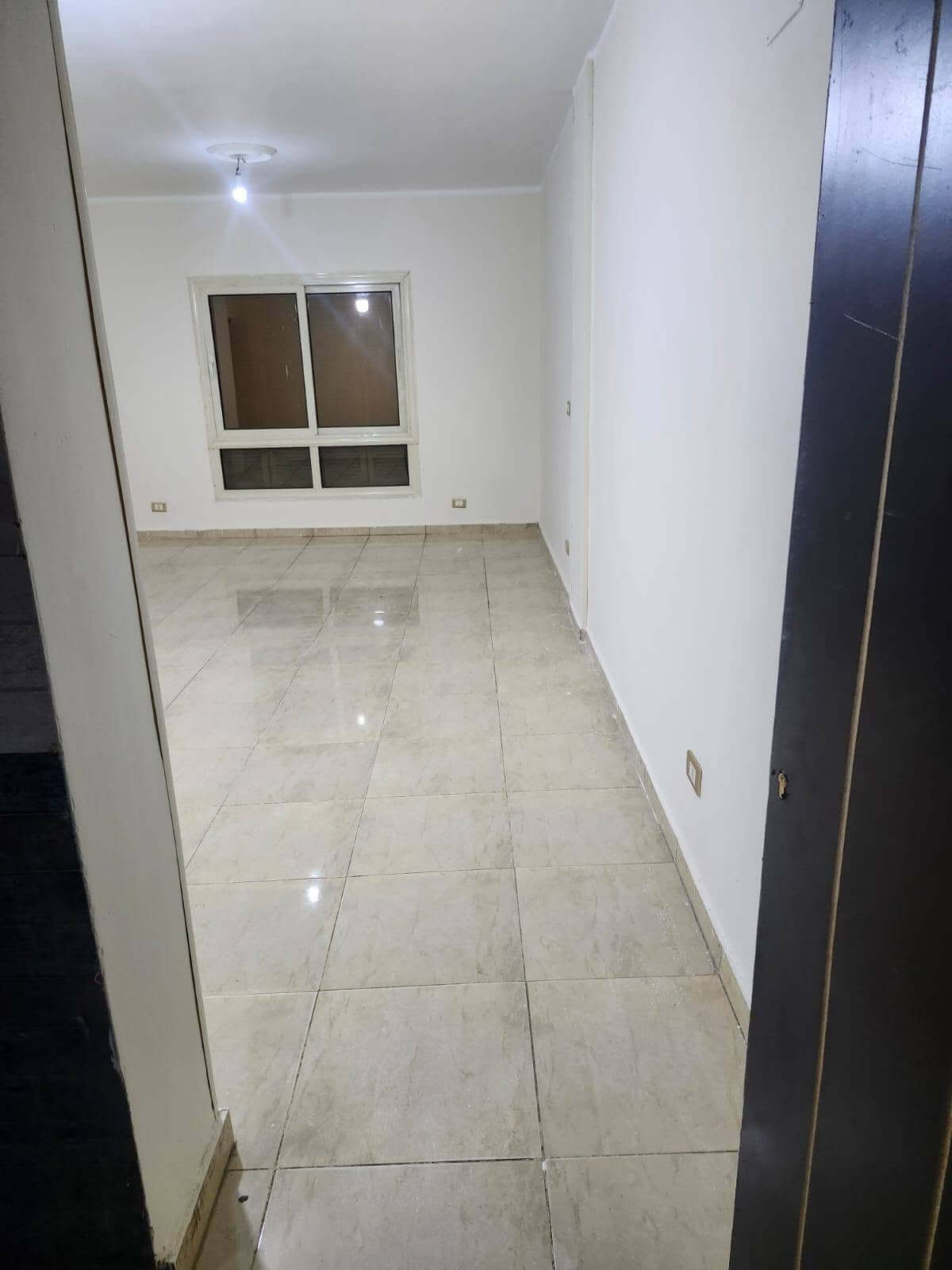 شقه للبيع الحى 13 مجاورة ثانية عمارات الشباب دور ارضى 70م