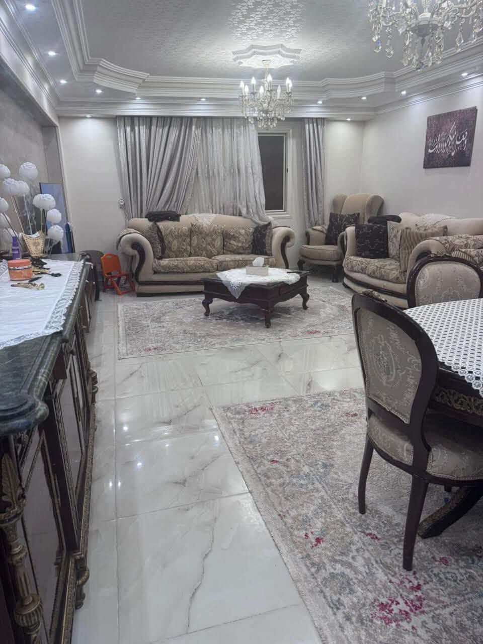 شقه للبيع الشيخ زايد الحي العاشر نمره من اسبانا مول وكل الخدمات