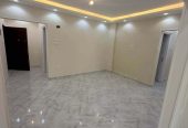 شقه للبيع الحى 11 مساحة 125 متر دور أول 3 غرف 2 حمام قسط