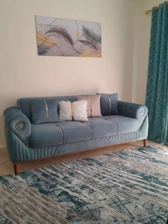 شقه للبيع كمبوند روضة زايد دور رابع تشطيب سوبر لوكس