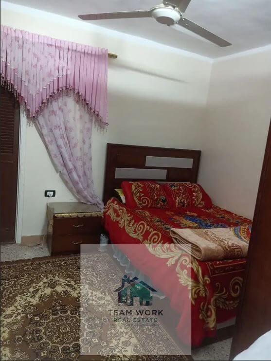 شقه للبيع الحى 11 المجاوره الثالثة دور الرابع بلكونه 70 متر