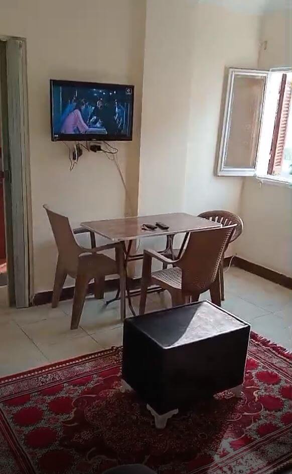 شقه للايجار فـ الحي 1 دور ثانى مفروشه فرش كامل 70 متر