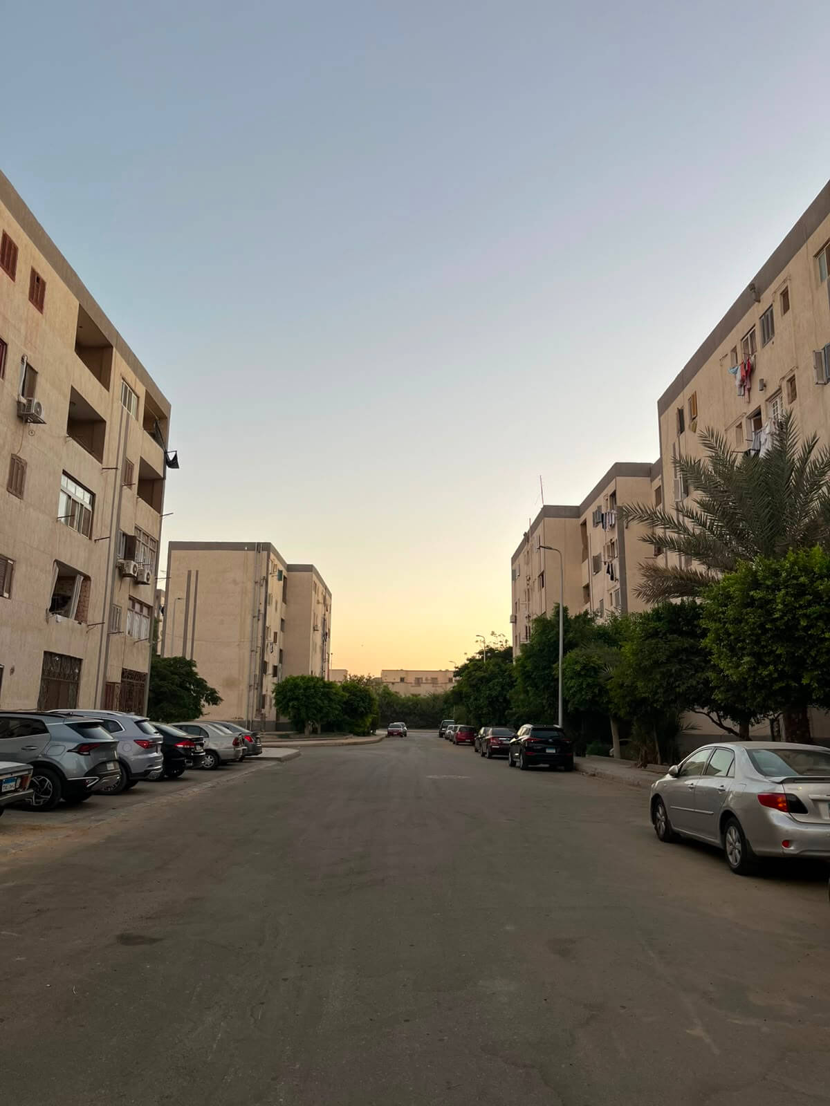 شقه للبيع الحى 3 مجاورة ثانية عمارات تعاونيات الدور الارضي