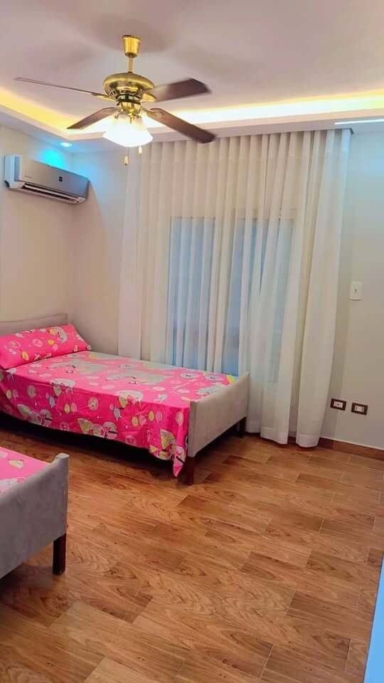 شقه للبيع الحى الأول دور تانى مساحة 108 متر عمارات البنك