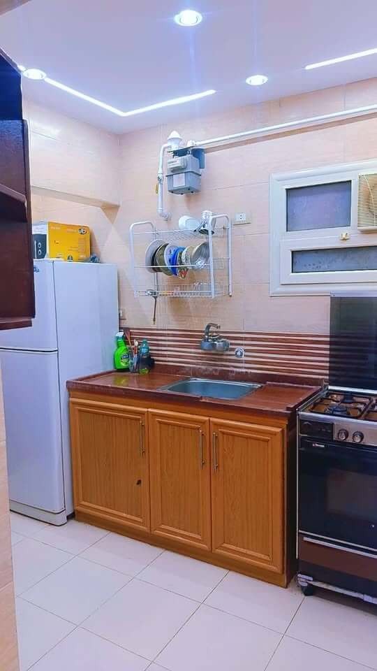 شقه للبيع الحى الأول دور تانى مساحة 108 متر عمارات البنك